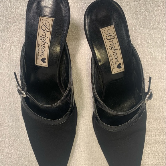 Vintage Brighton black Italian leather & silk heels w/ silver heart buckle - Picture 11 of 12